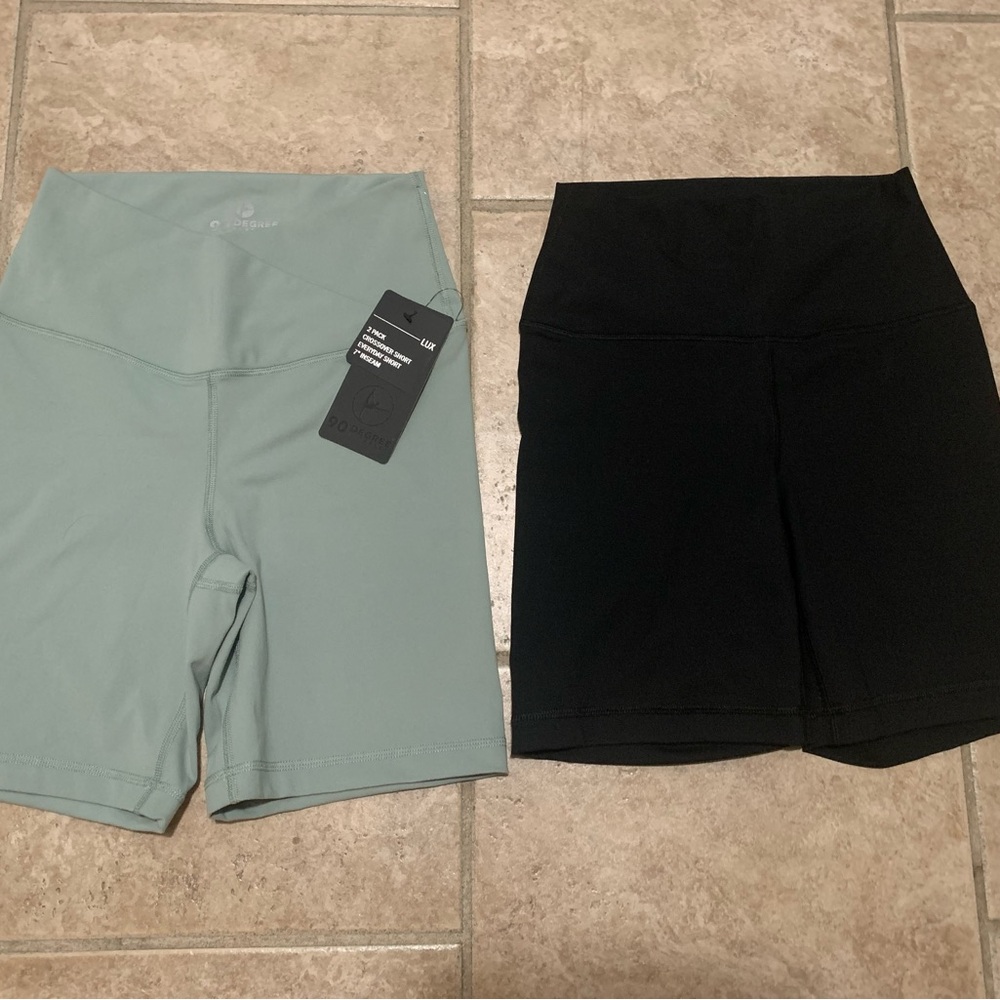 NWT 90 Degree By Reflex High-Waist Bike Shorts in Sage Green and Black